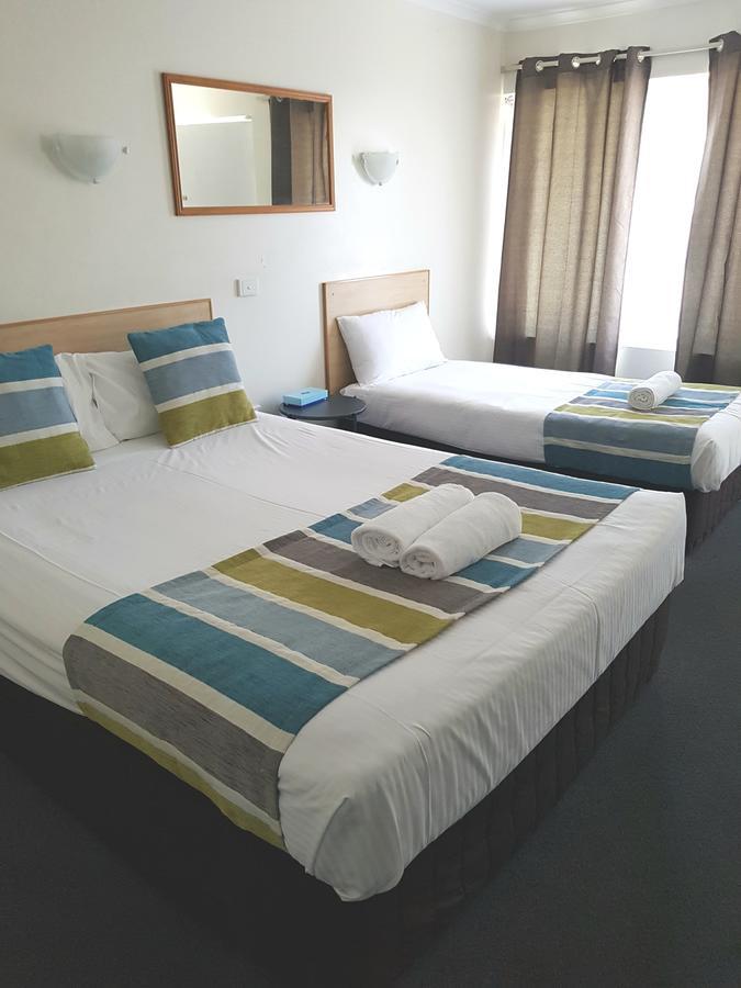 Twin Pines Motel Mooloolaba Exteriör bild