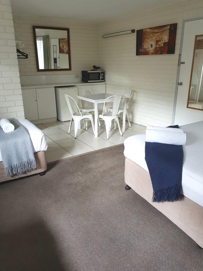 Twin Pines Motel Mooloolaba Exteriör bild