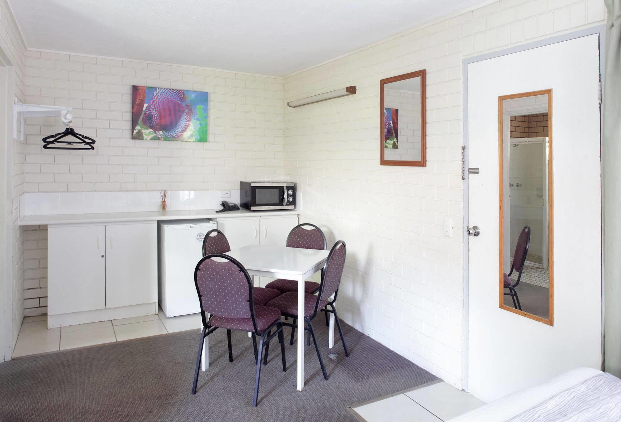 Twin Pines Motel Mooloolaba Exteriör bild
