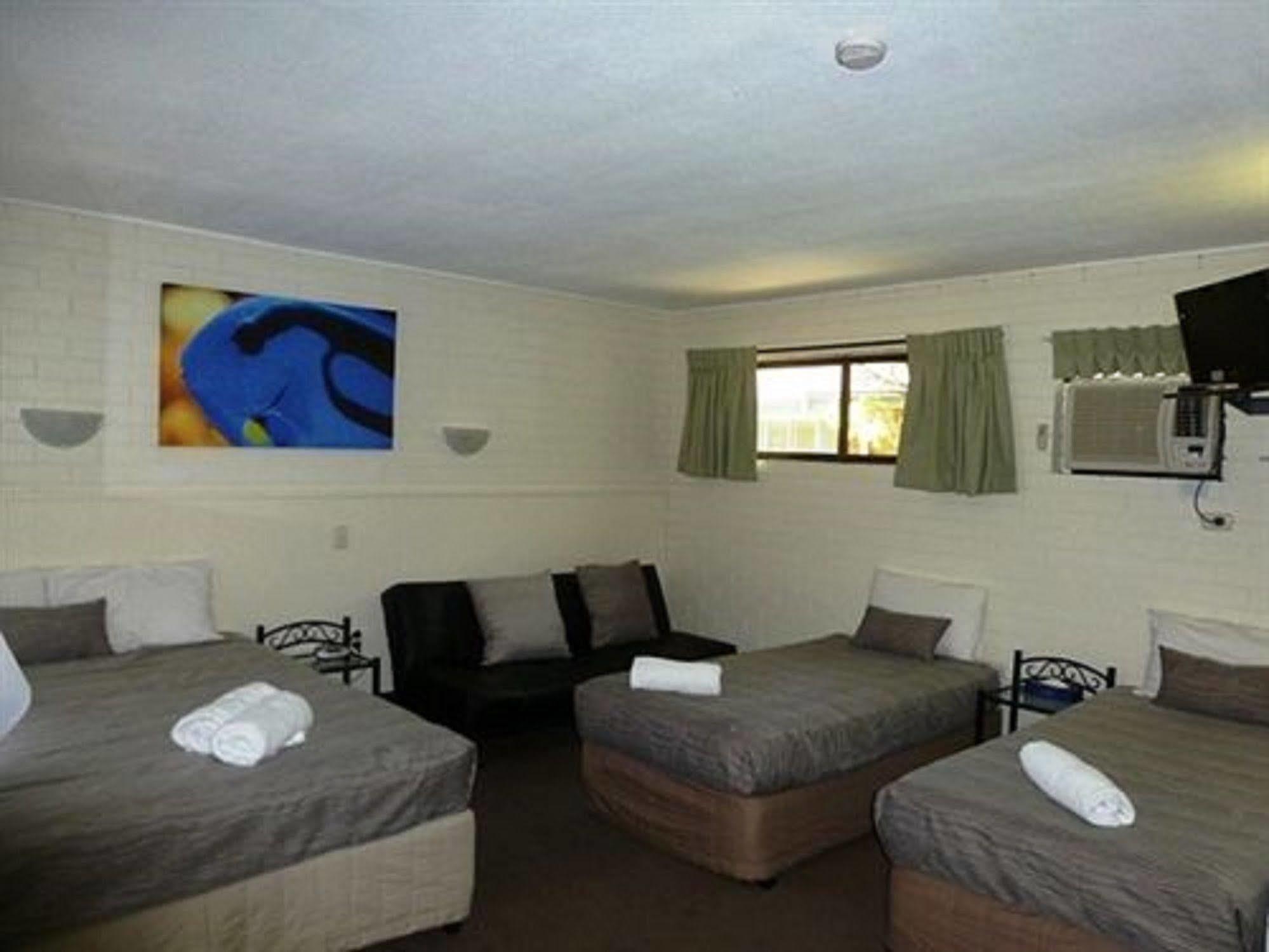 Twin Pines Motel Mooloolaba Exteriör bild